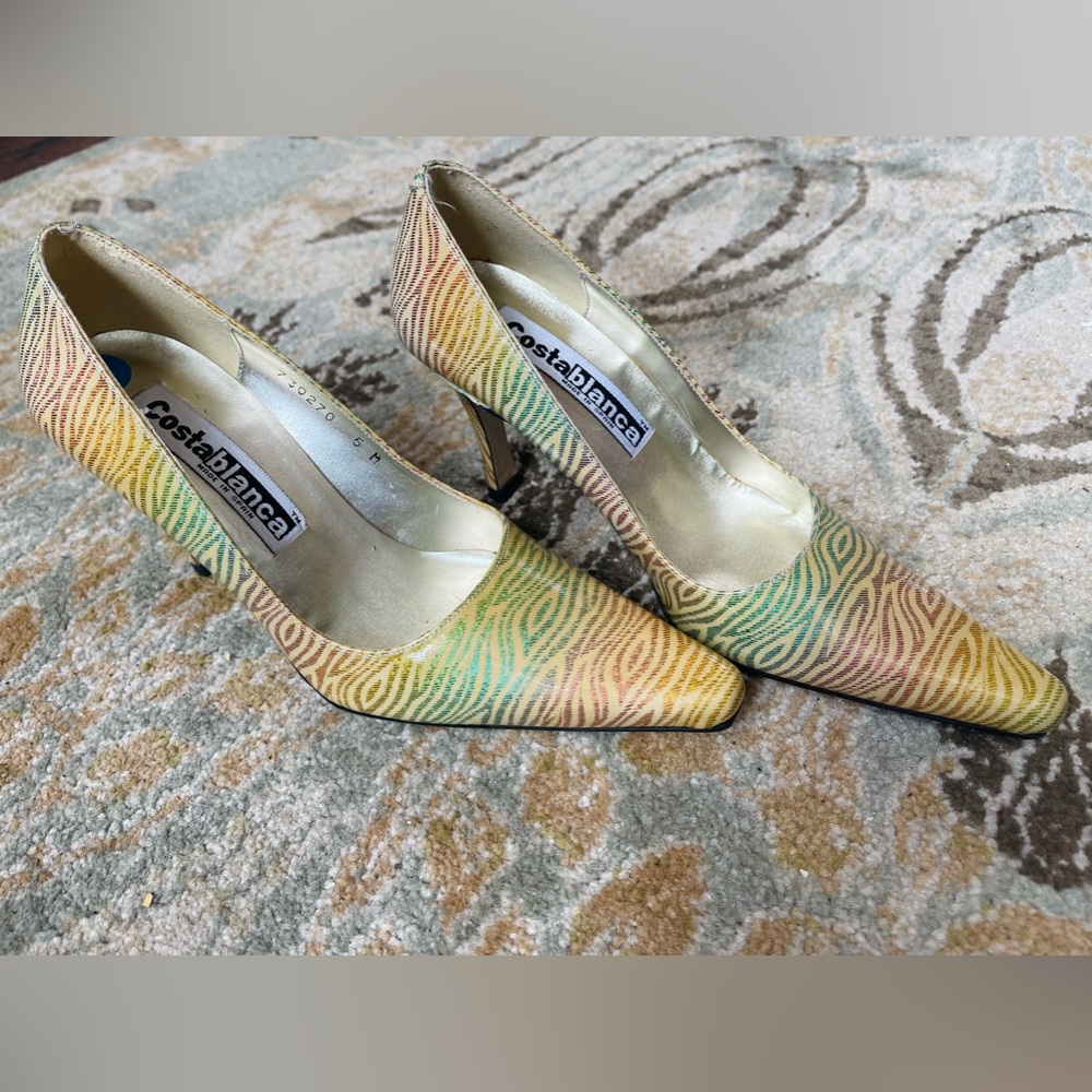 Vintage Costa Blanca Heels size 5, Lisa Frank-esc Rainbow Zebra Print